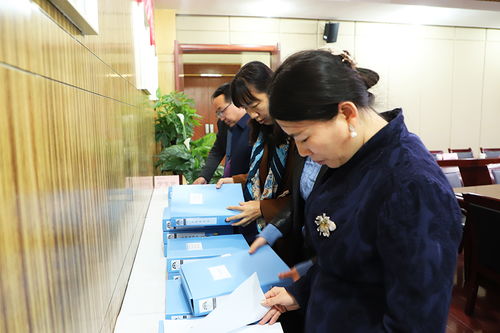 西安翻譯學(xué)院省級(jí)心理健康示范中心通過(guò)評(píng)估驗(yàn)收，譜寫(xiě)育人新篇章